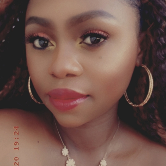 Meet your Posher, Cecilia - Picture 7 of 12